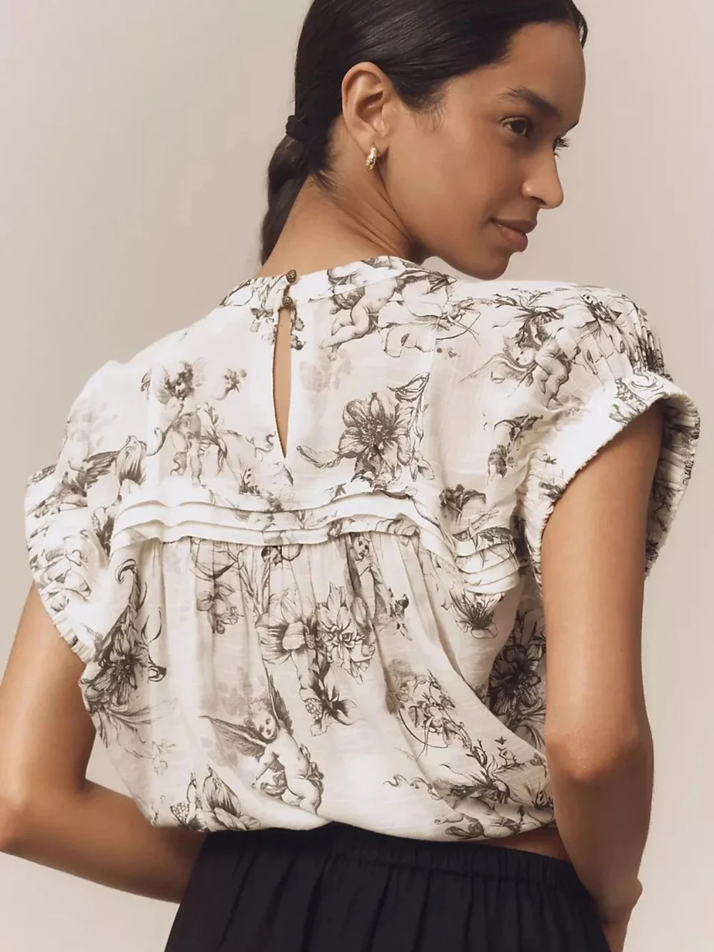 Anthropologie pilcro puff